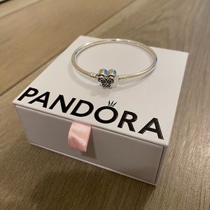 Butterfly bangle